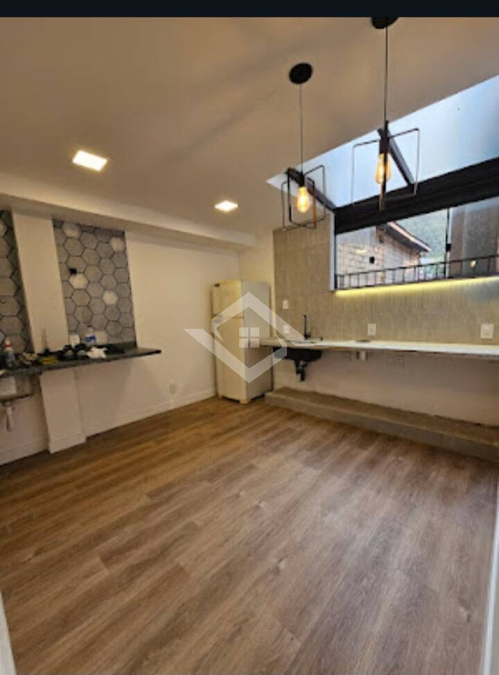 Apartamento à venda com 3 quartos, 85m² - Foto 16