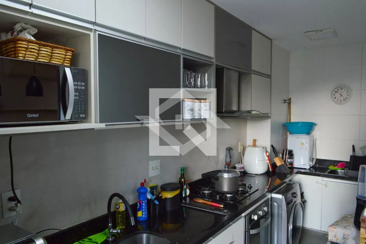 Apartamento à venda com 2 quartos, 79m² - Foto 4