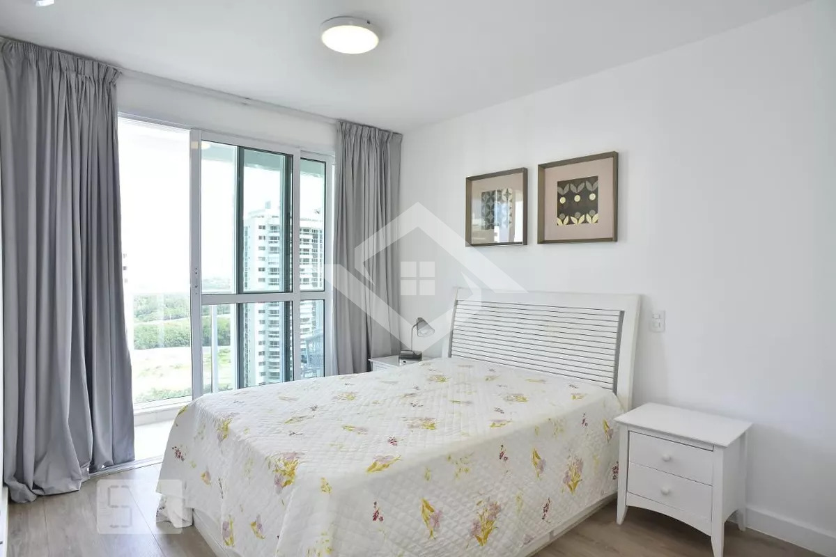 Apartamento à venda com 2 quartos, 89m² - Foto 4