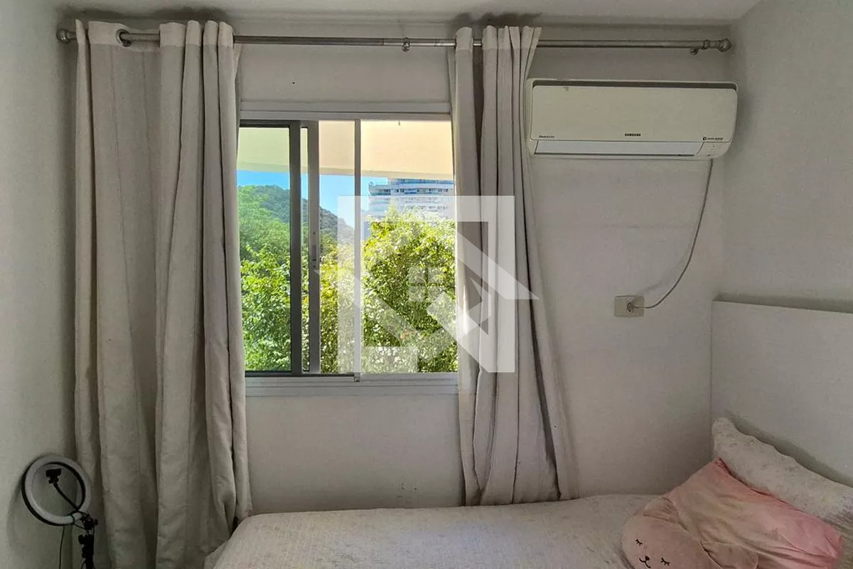 Apartamento à venda com 2 quartos, 65m² - Foto 13