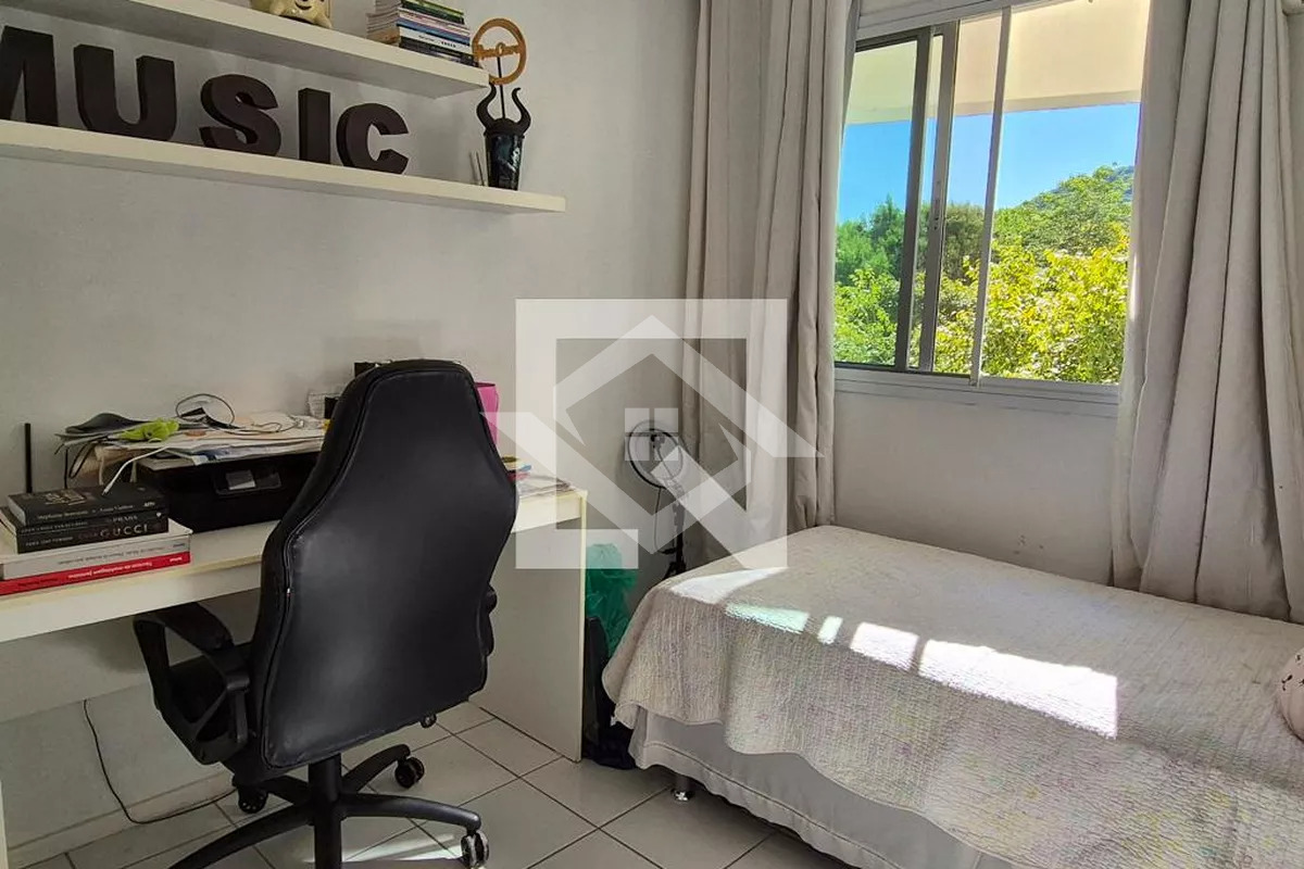 Apartamento à venda com 2 quartos, 65m² - Foto 23