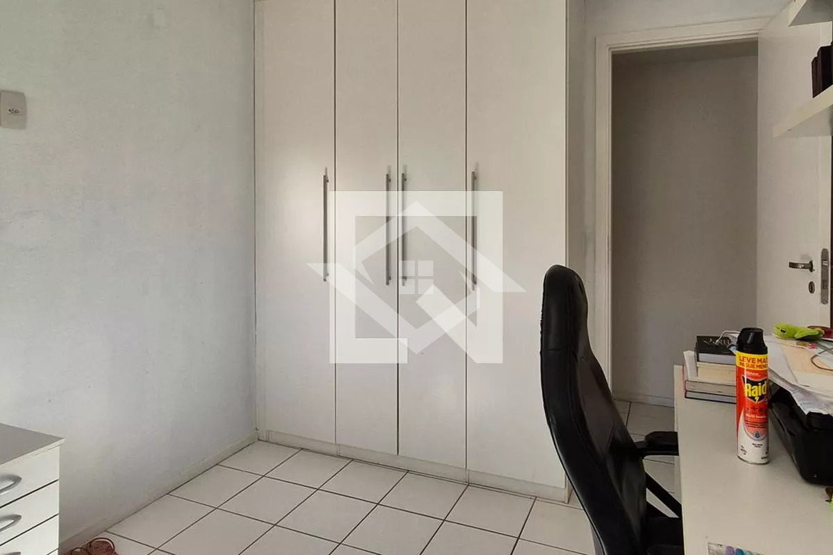 Apartamento à venda com 2 quartos, 65m² - Foto 26