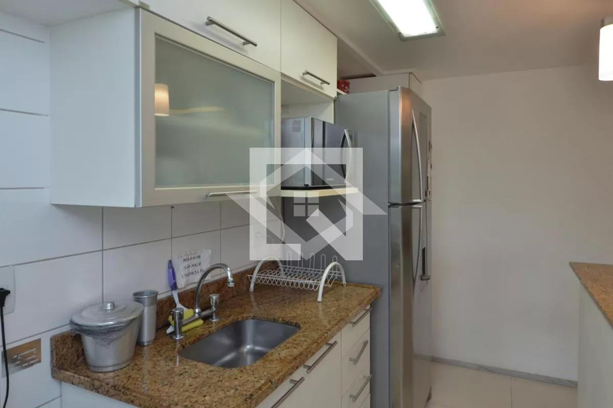 Apartamento à venda com 3 quartos, 70m² - Foto 17