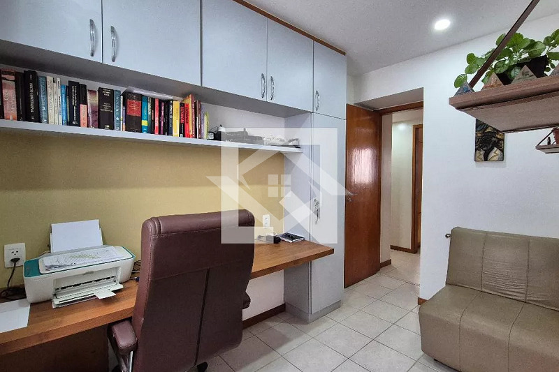 Apartamento à venda com 3 quartos, 83m² - Foto 13