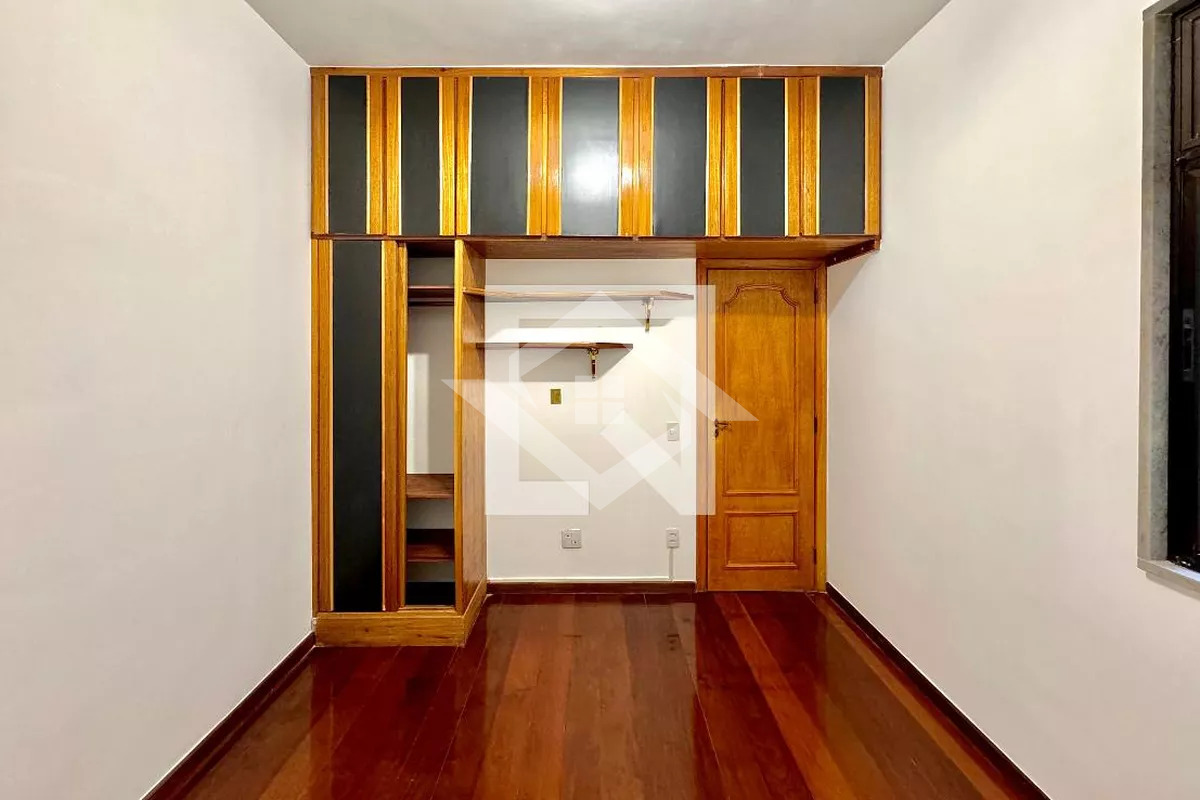 Apartamento à venda com 3 quartos, 162m² - Foto 13