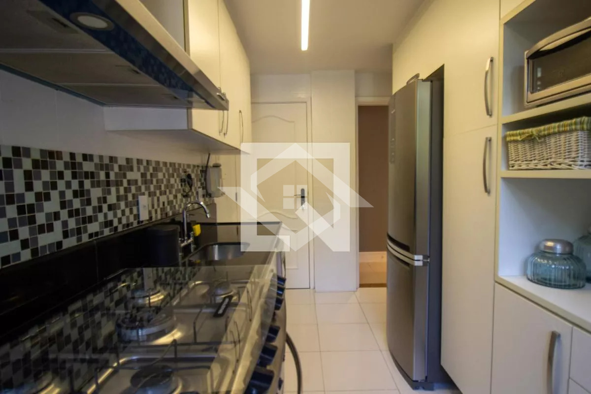 Apartamento à venda com 3 quartos, 90m² - Foto 7