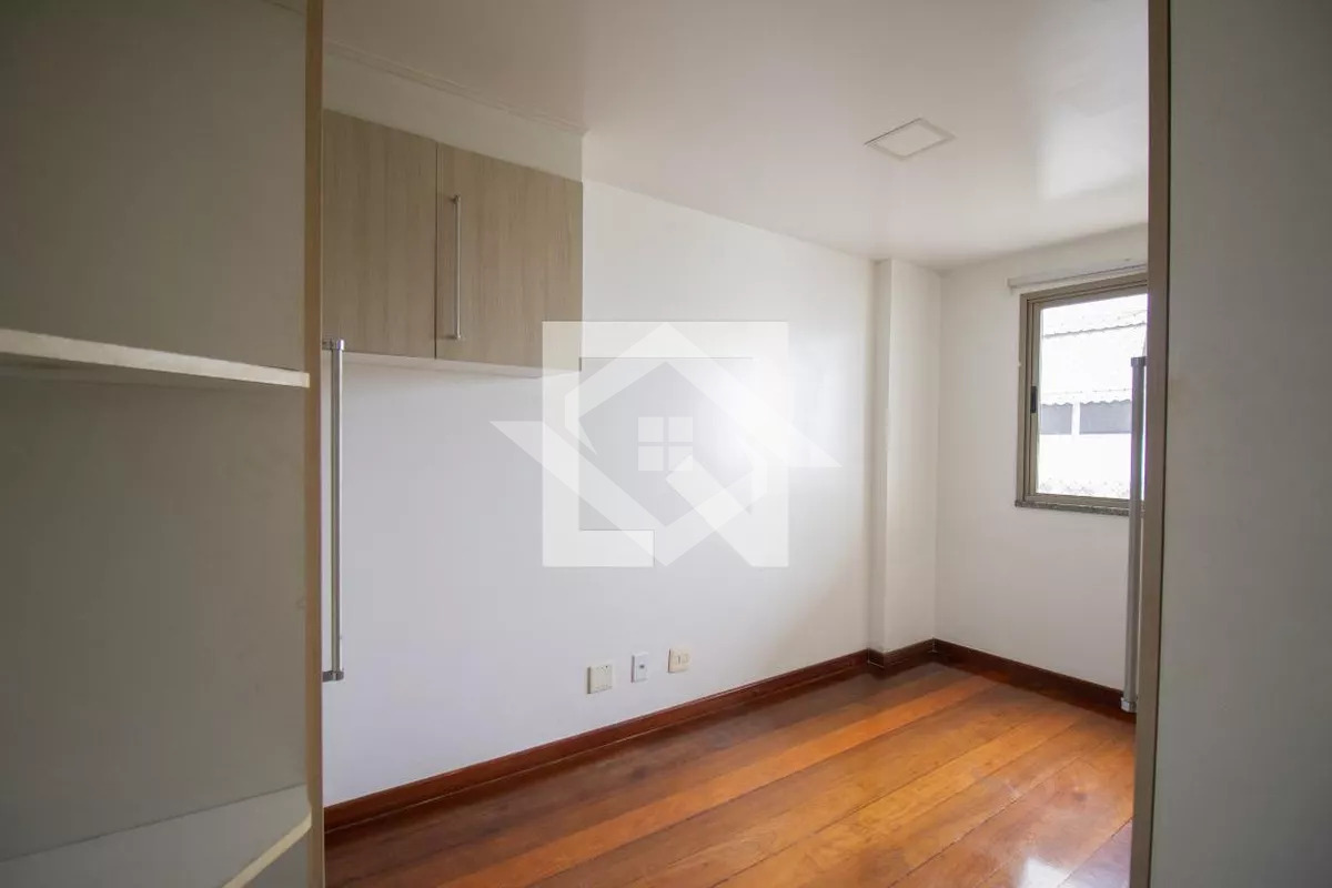 Apartamento à venda com 3 quartos, 84m² - Foto 13