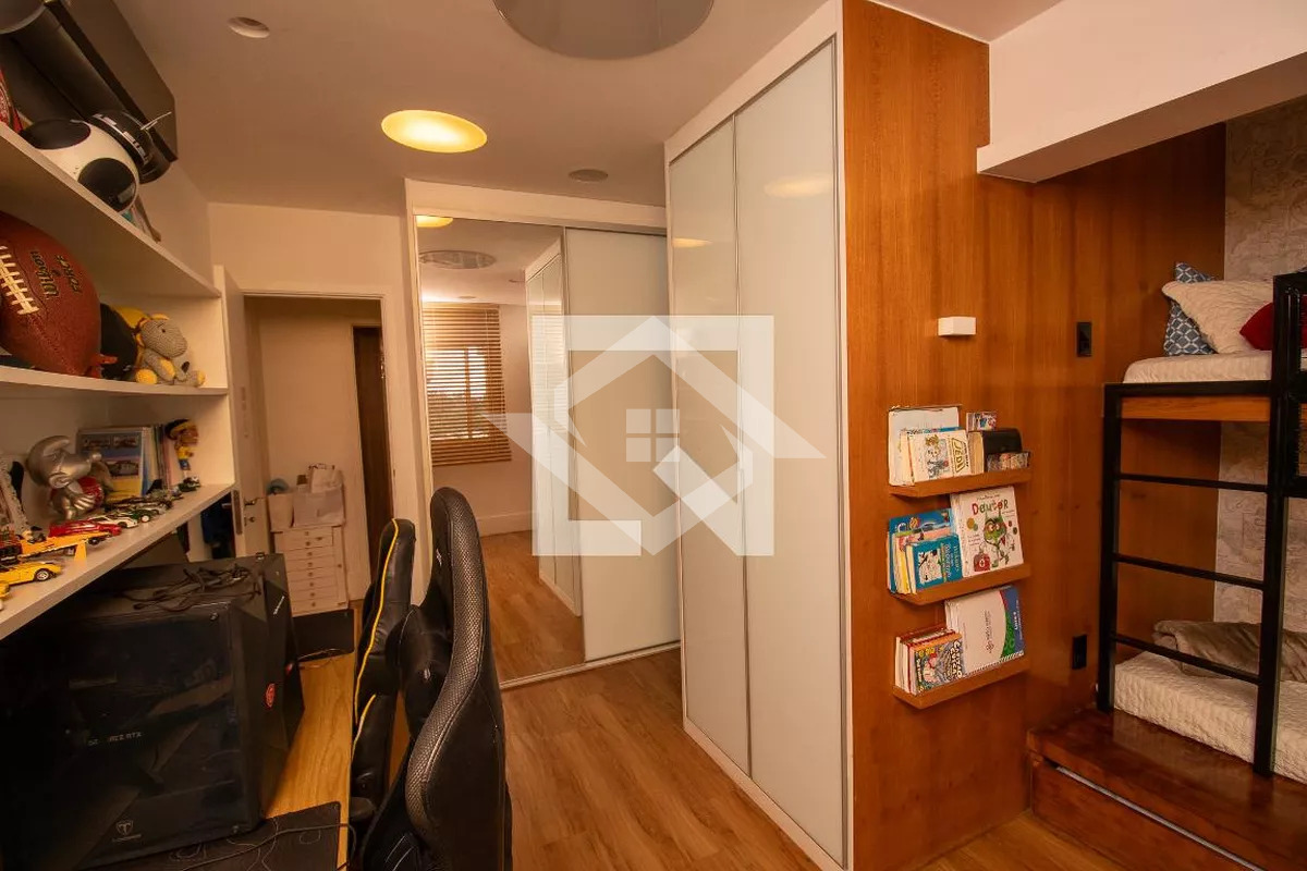 Apartamento à venda com 3 quartos, 156m² - Foto 28