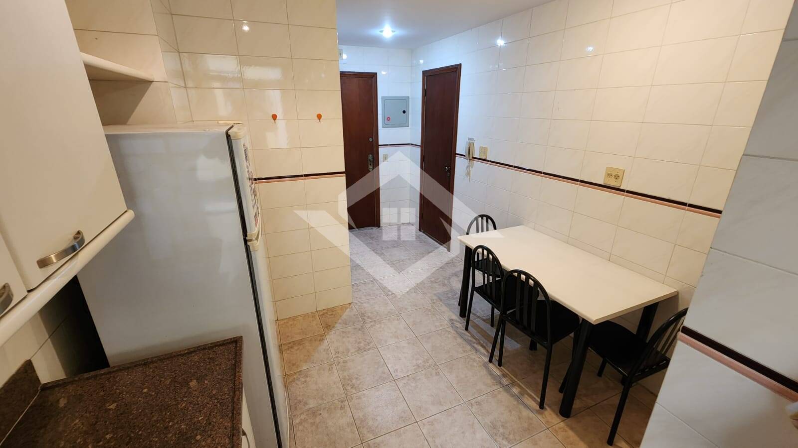 Apartamento à venda com 2 quartos, 89m² - Foto 13