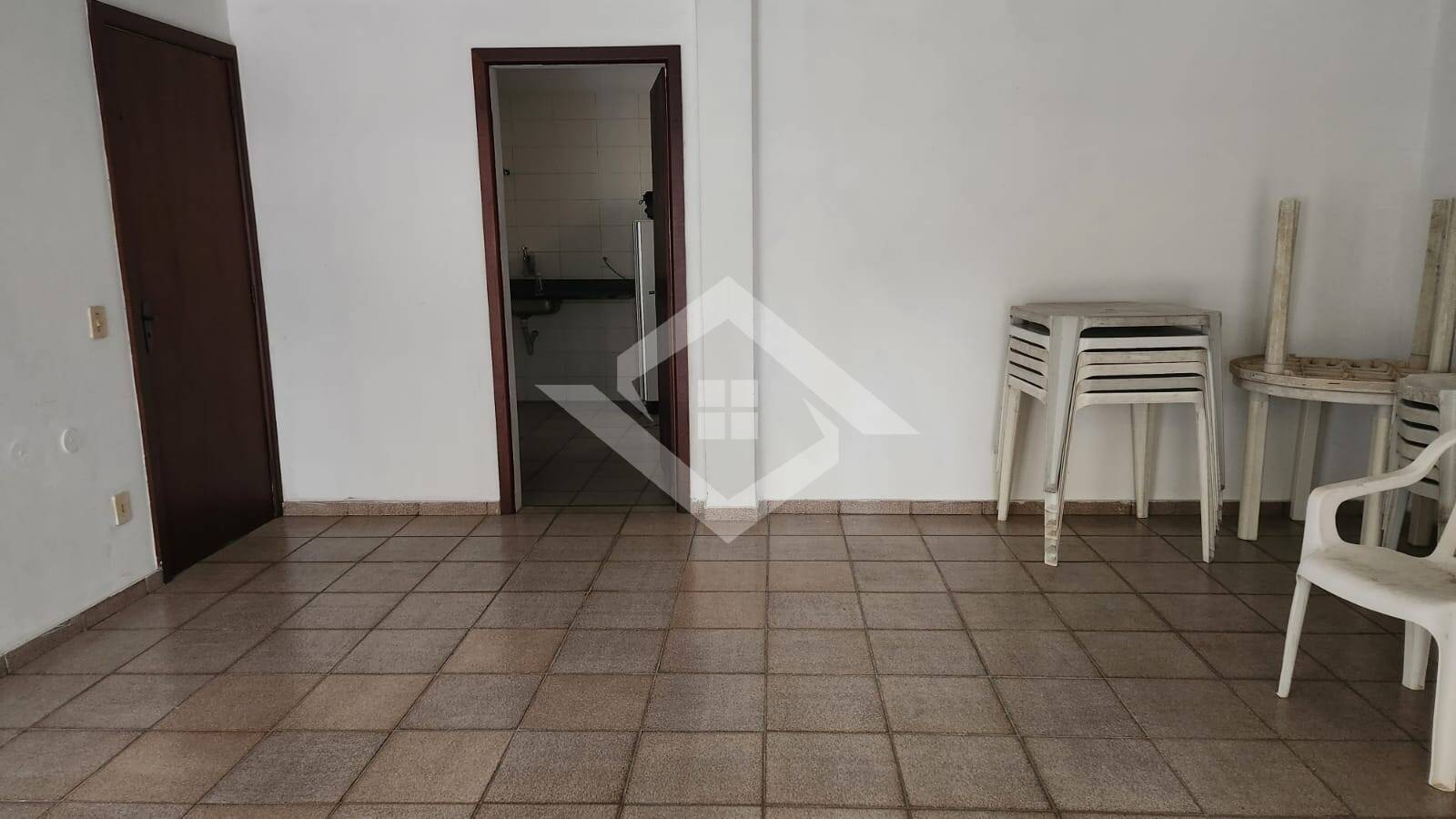 Apartamento à venda com 2 quartos, 89m² - Foto 18