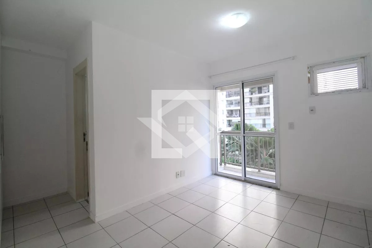 Apartamento à venda com 2 quartos, 75m² - Foto 28