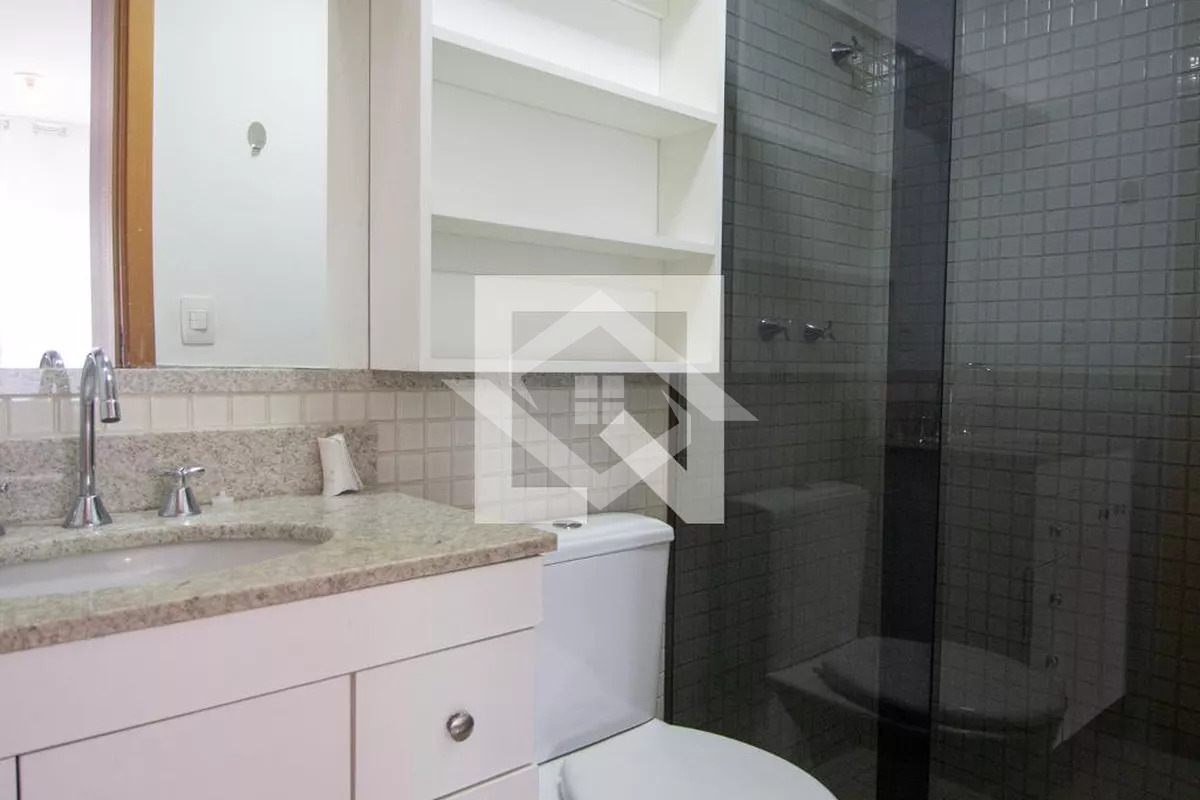 Apartamento à venda com 2 quartos, 70m² - Foto 15