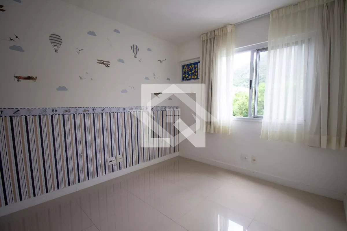 Apartamento à venda com 2 quartos, 70m² - Foto 17