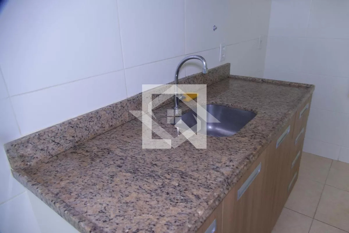 Apartamento à venda com 2 quartos, 70m² - Foto 6