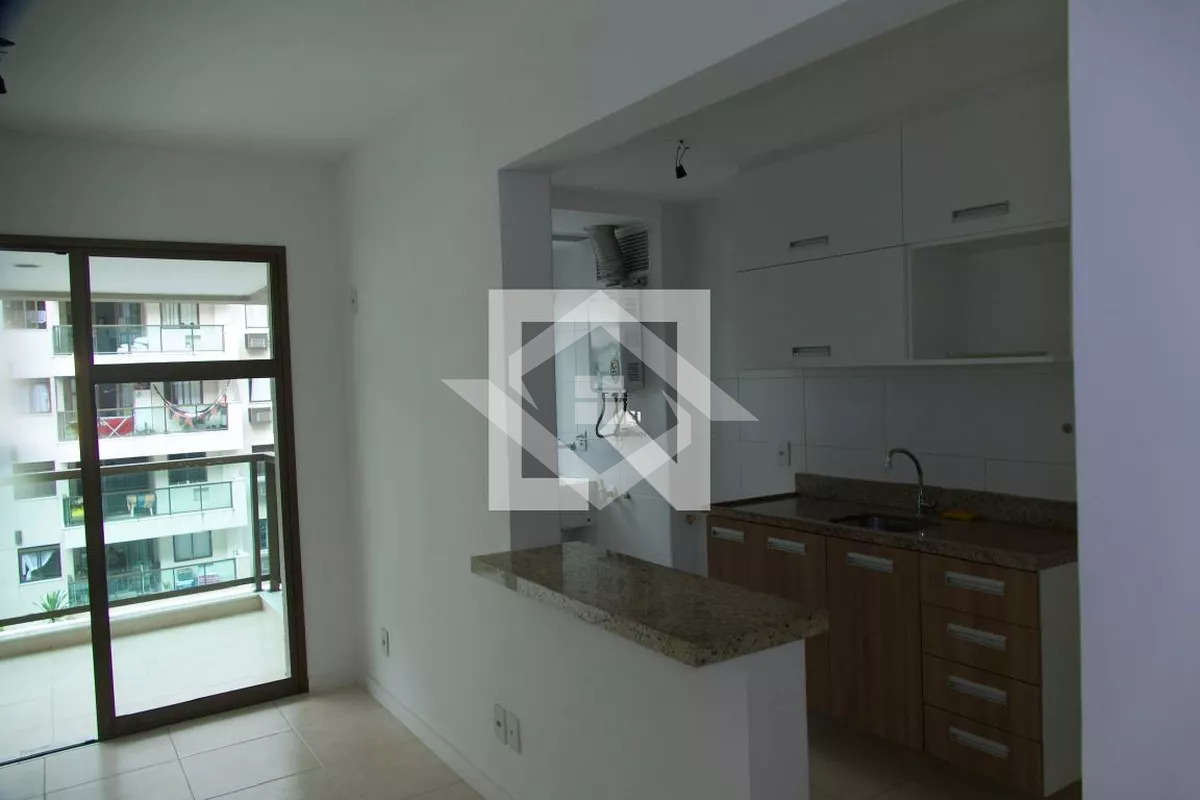 Apartamento à venda com 2 quartos, 70m² - Foto 12