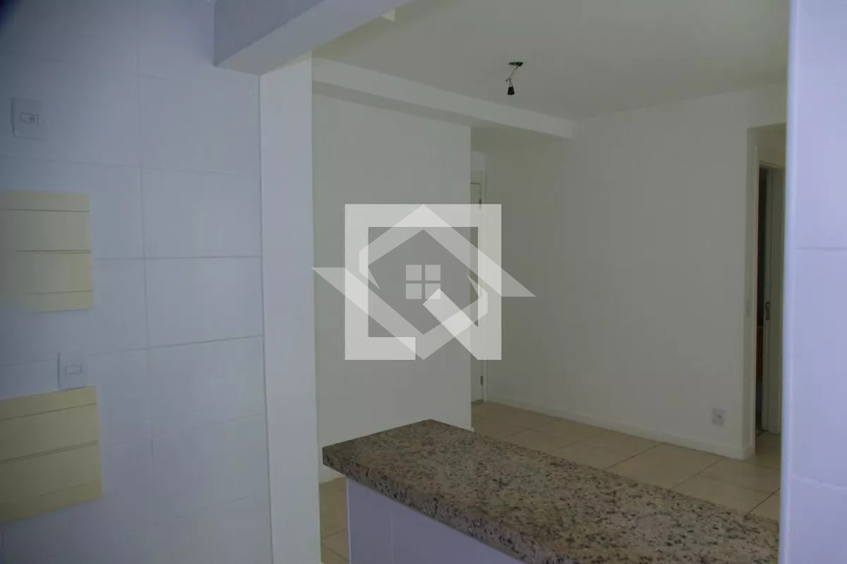 Apartamento à venda com 2 quartos, 70m² - Foto 16