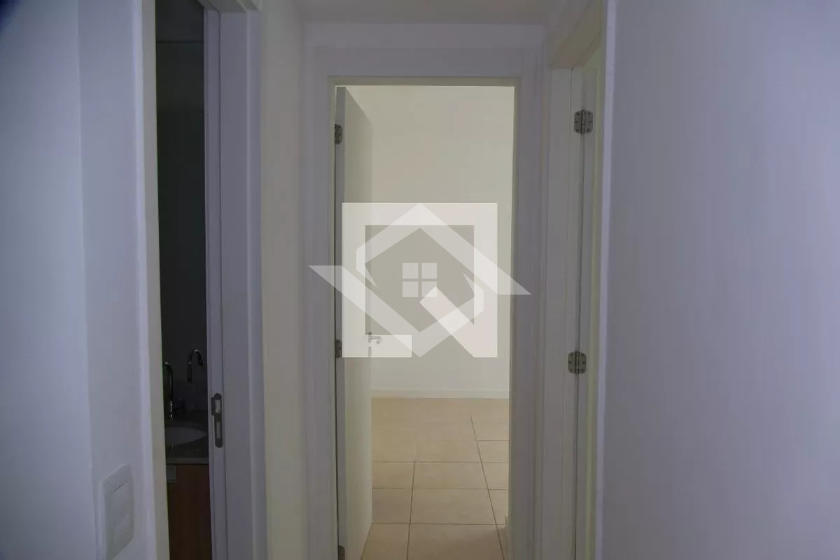 Apartamento à venda com 2 quartos, 70m² - Foto 19