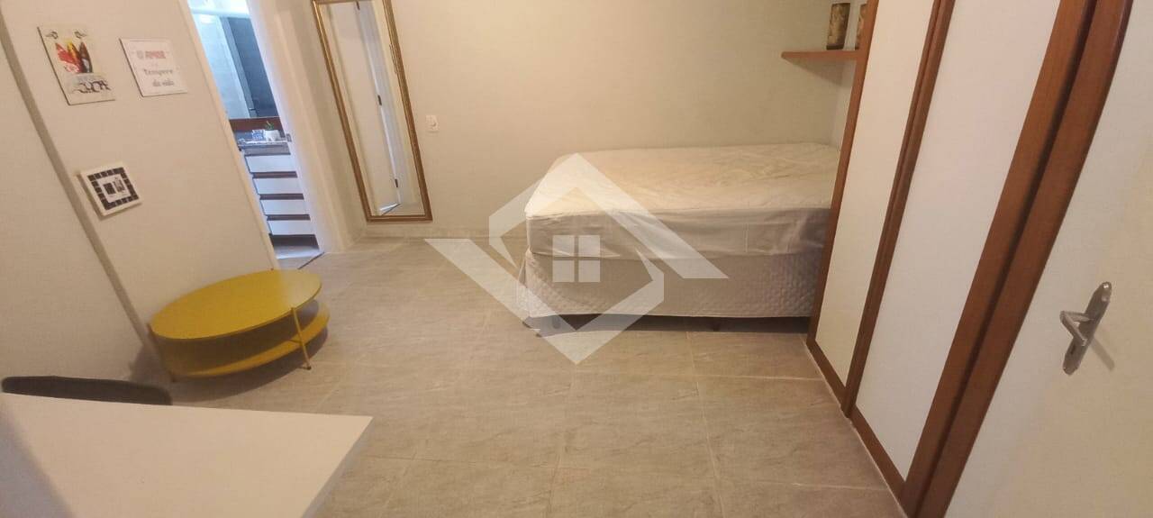 Apartamento para alugar com 2 quartos, 80m² - Foto 5