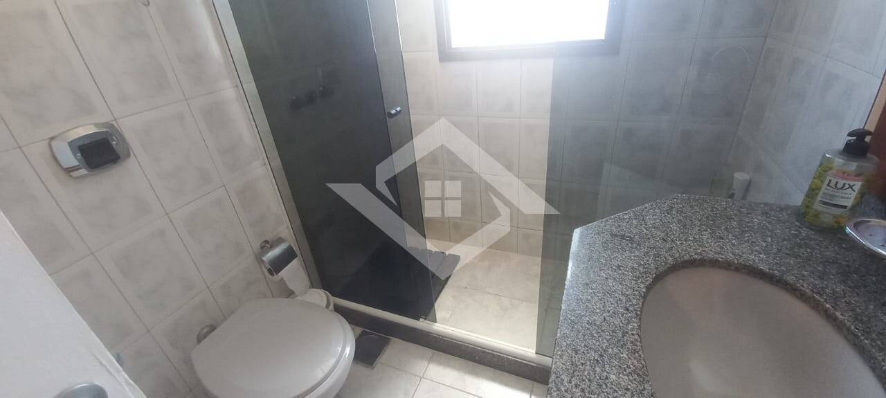 Apartamento para alugar com 2 quartos, 80m² - Foto 18