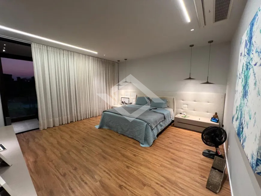 Casa à venda com 5 quartos, 660m² - Foto 17