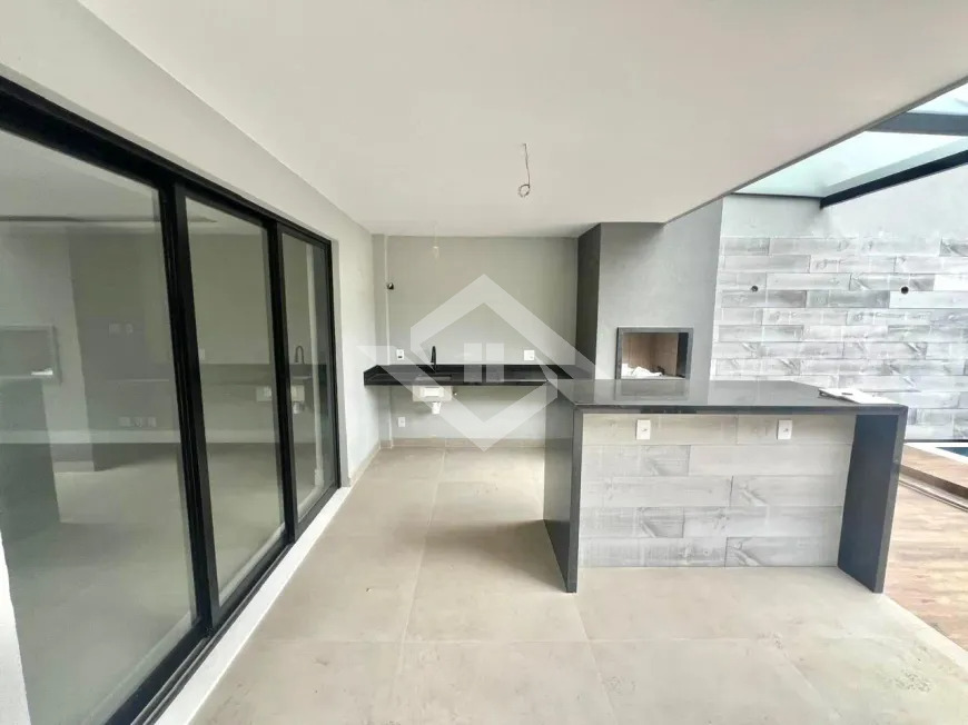 Casa à venda com 4 quartos, 297m² - Foto 21