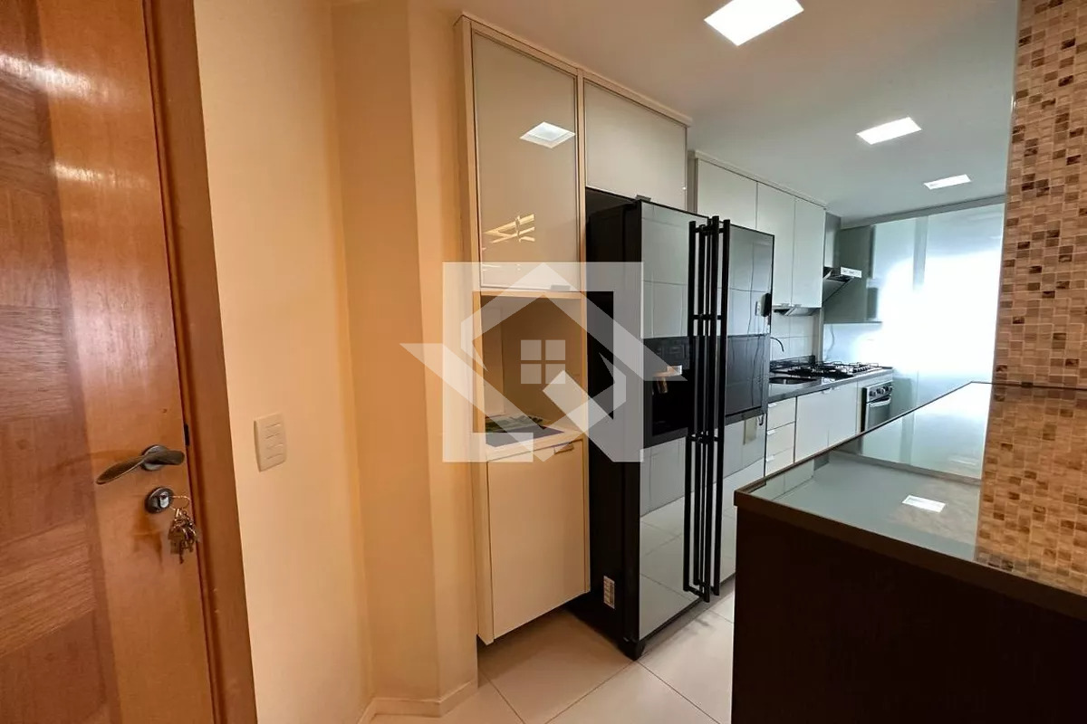 Apartamento à venda com 3 quartos, 80m² - Foto 32