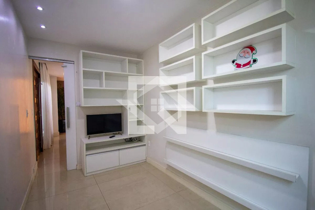 Casa à venda com 4 quartos, 350m² - Foto 8