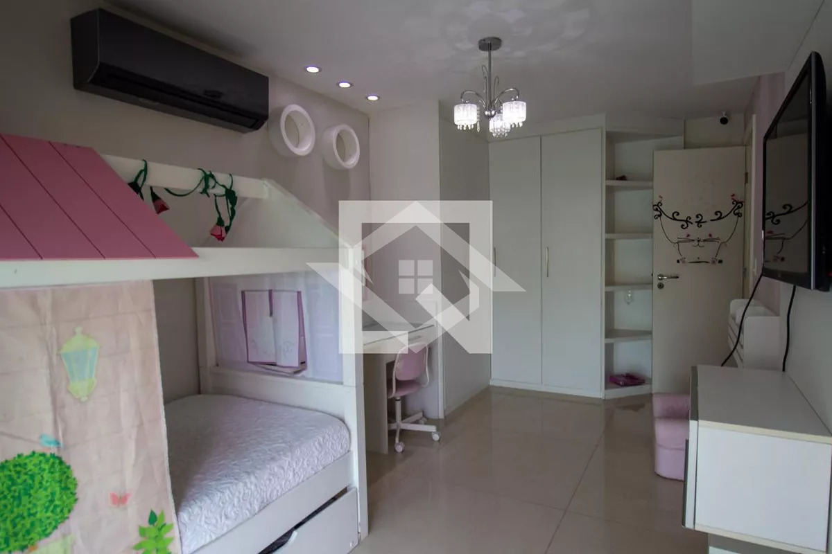 Casa à venda com 4 quartos, 350m² - Foto 13