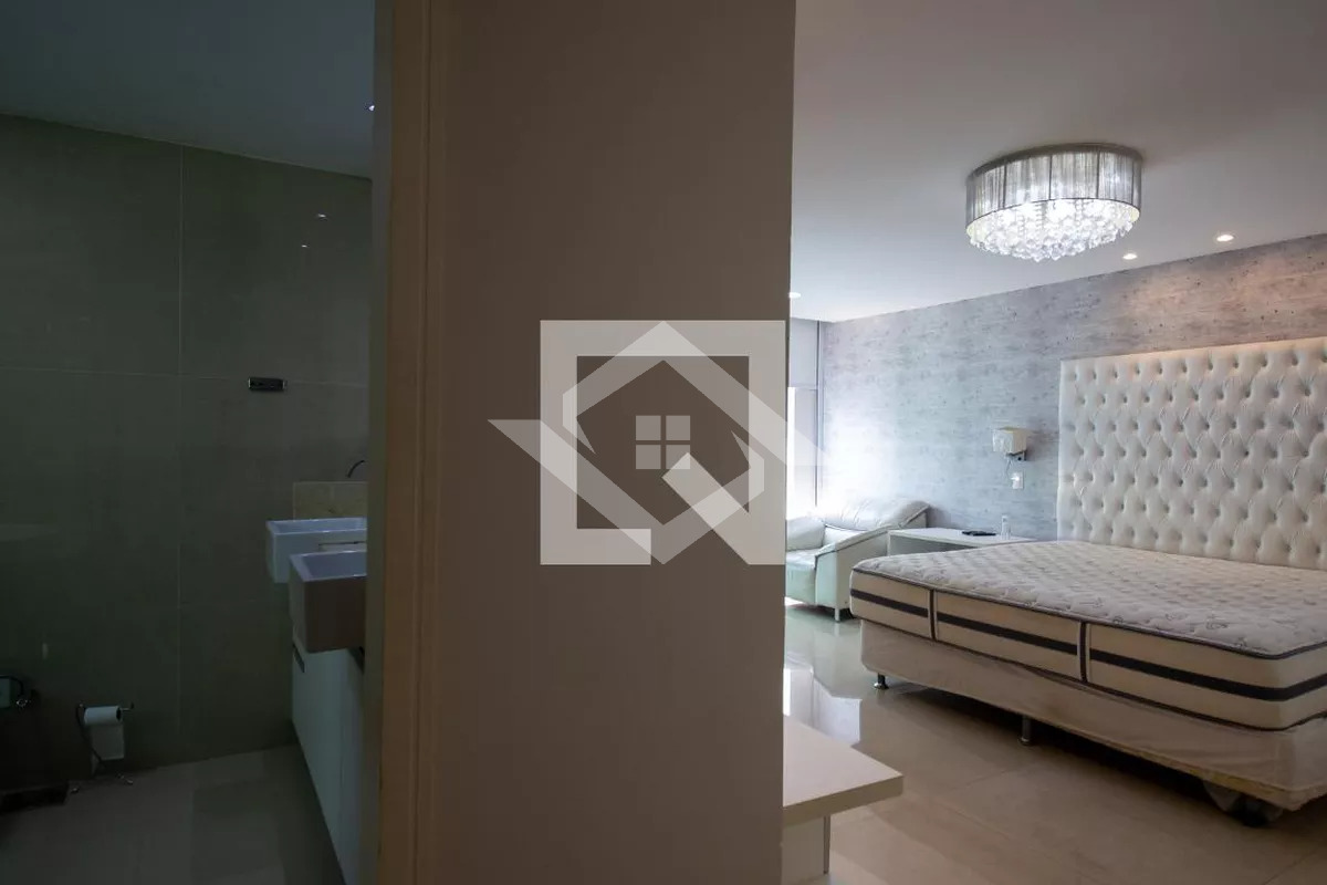 Casa à venda com 4 quartos, 350m² - Foto 14