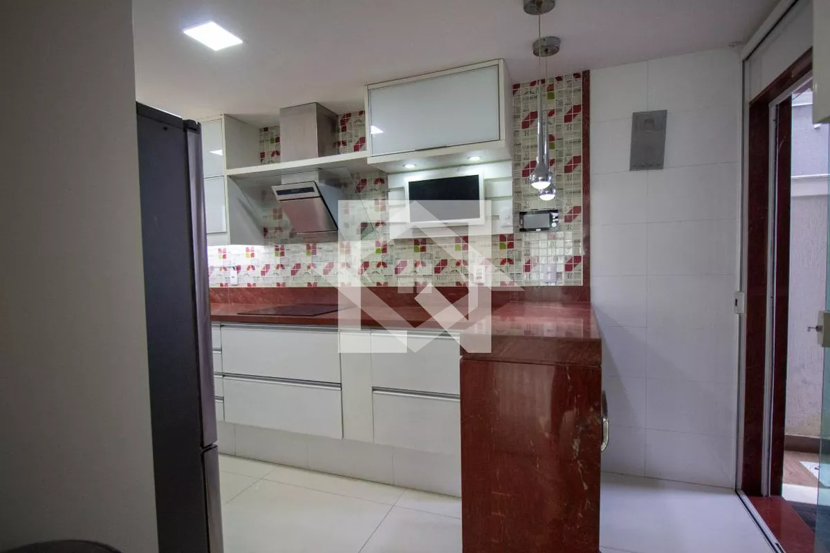 Casa à venda com 4 quartos, 350m² - Foto 19