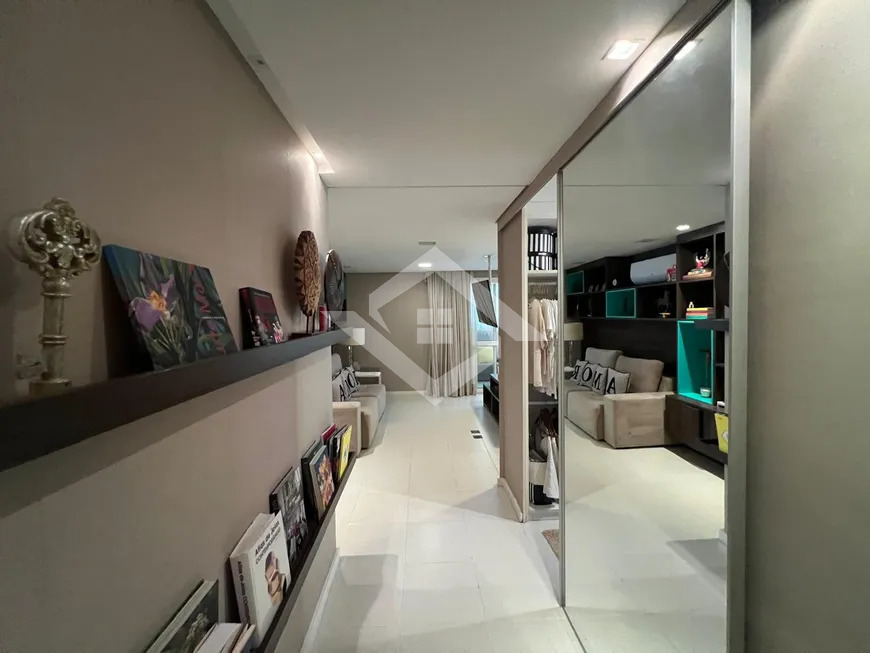 Casa à venda com 6 quartos, 500m² - Foto 5