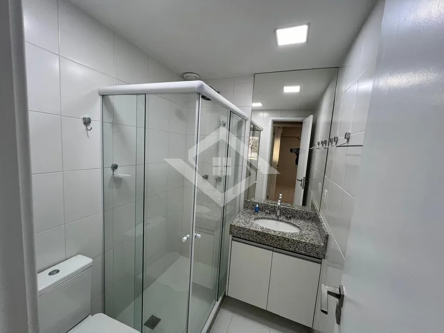 Apartamento à venda com 3 quartos, 107m² - Foto 7