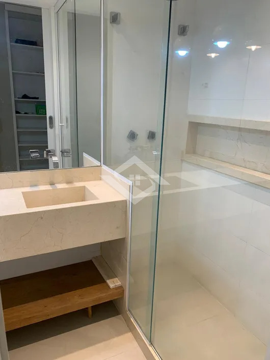 Apartamento à venda com 4 quartos, 156m² - Foto 4