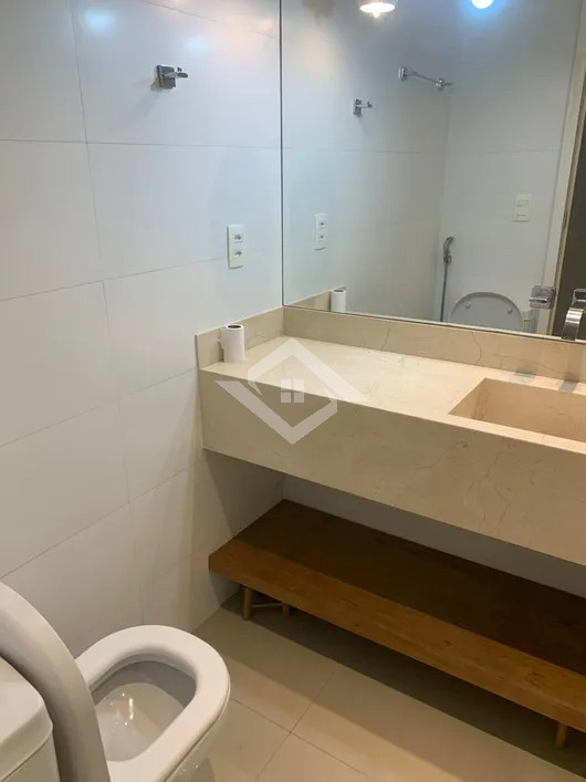 Apartamento à venda com 4 quartos, 156m² - Foto 9