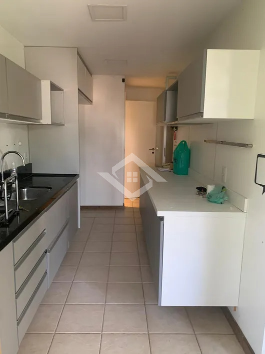 Apartamento à venda com 4 quartos, 156m² - Foto 11