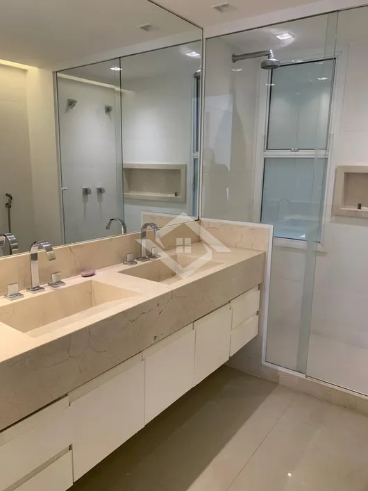 Apartamento à venda com 4 quartos, 156m² - Foto 17