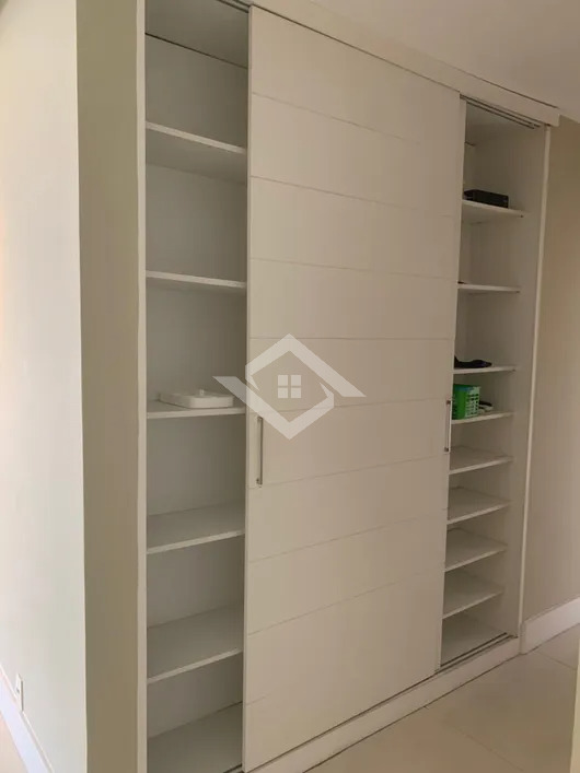 Apartamento à venda com 4 quartos, 156m² - Foto 19