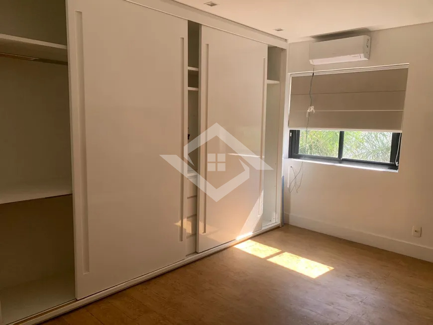 Apartamento à venda com 4 quartos, 156m² - Foto 25