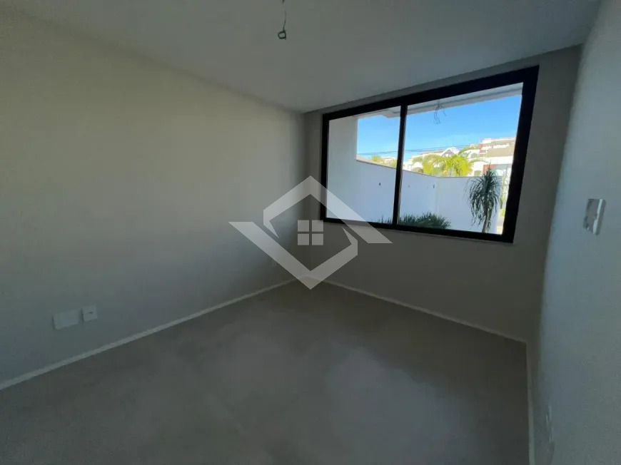 Casa à venda com 5 quartos, 400m² - Foto 9