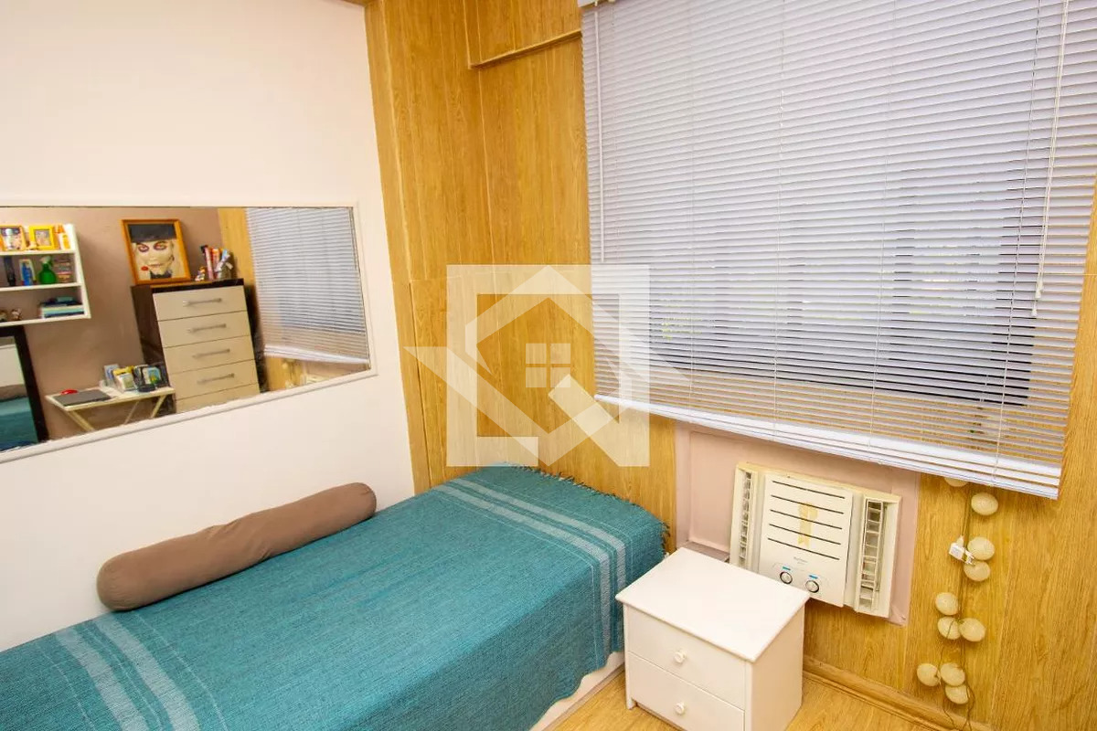 Apartamento à venda com 3 quartos, 78m² - Foto 4