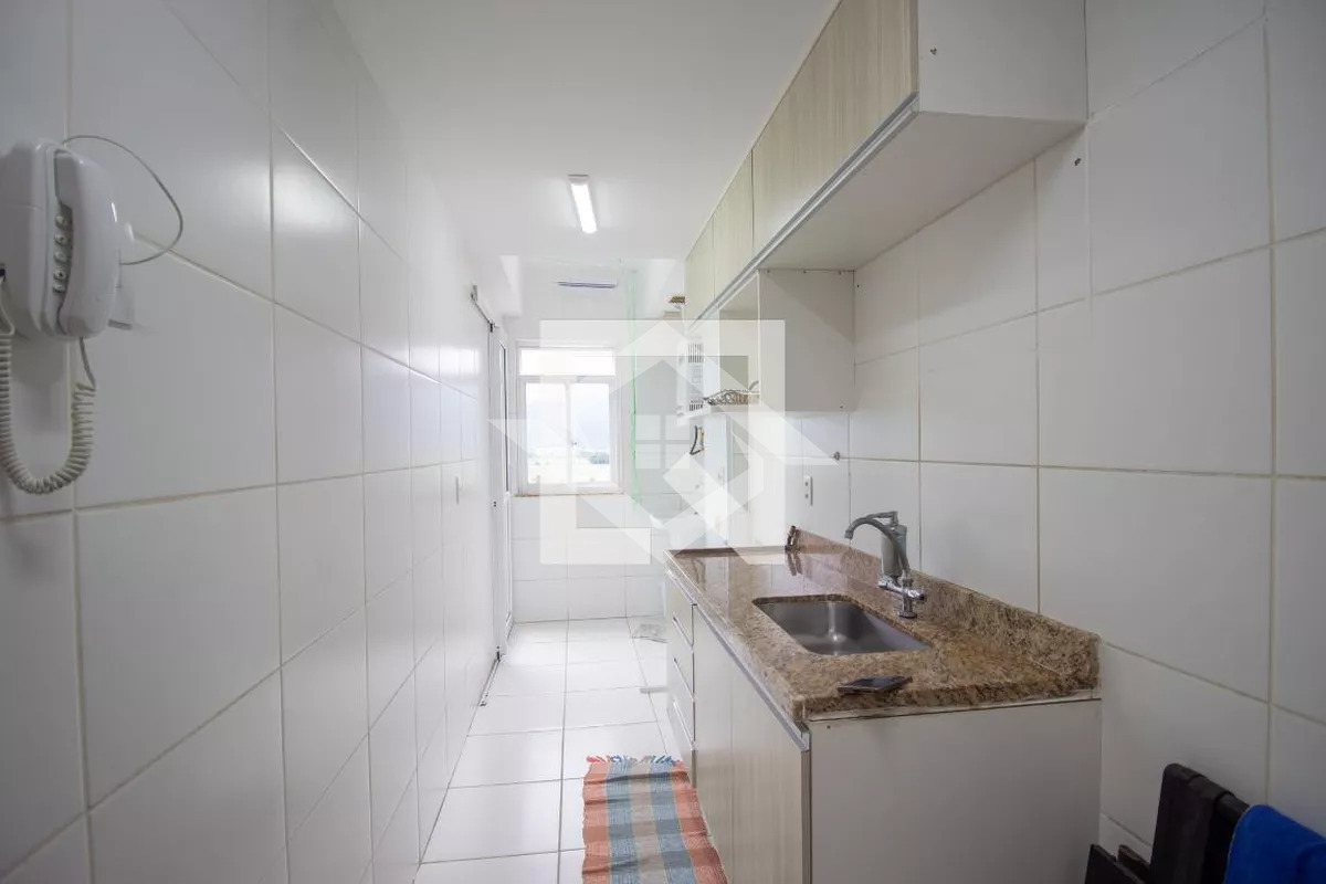 Casa à venda com 2 quartos, 70m² - Foto 16