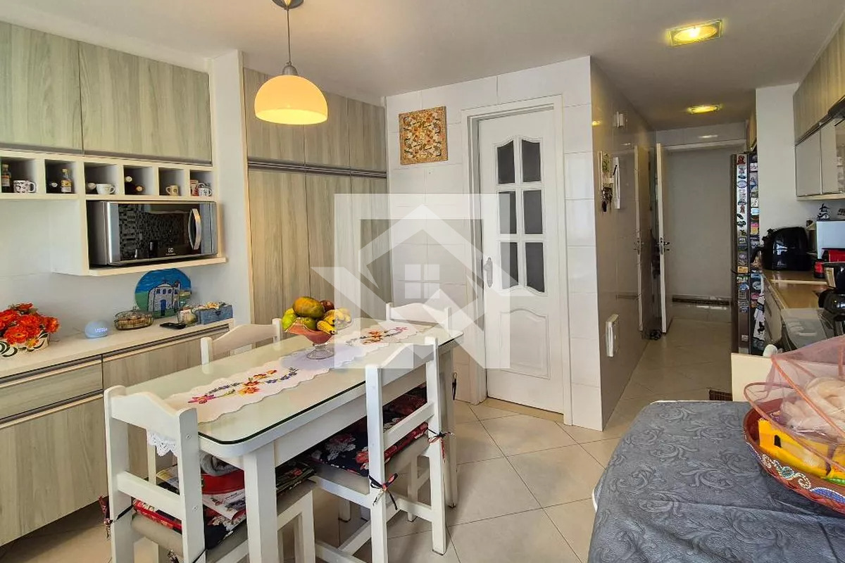 Apartamento à venda com 3 quartos, 100m² - Foto 5