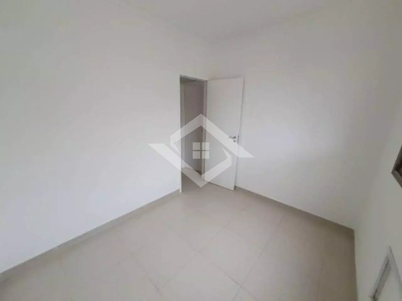 Apartamento à venda com 2 quartos, 67m² - Foto 11