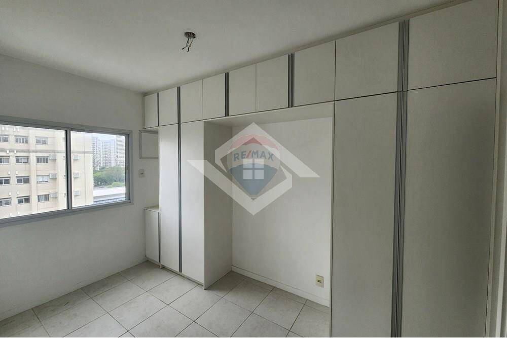 Apartamento à venda com 2 quartos, 69m² - Foto 13