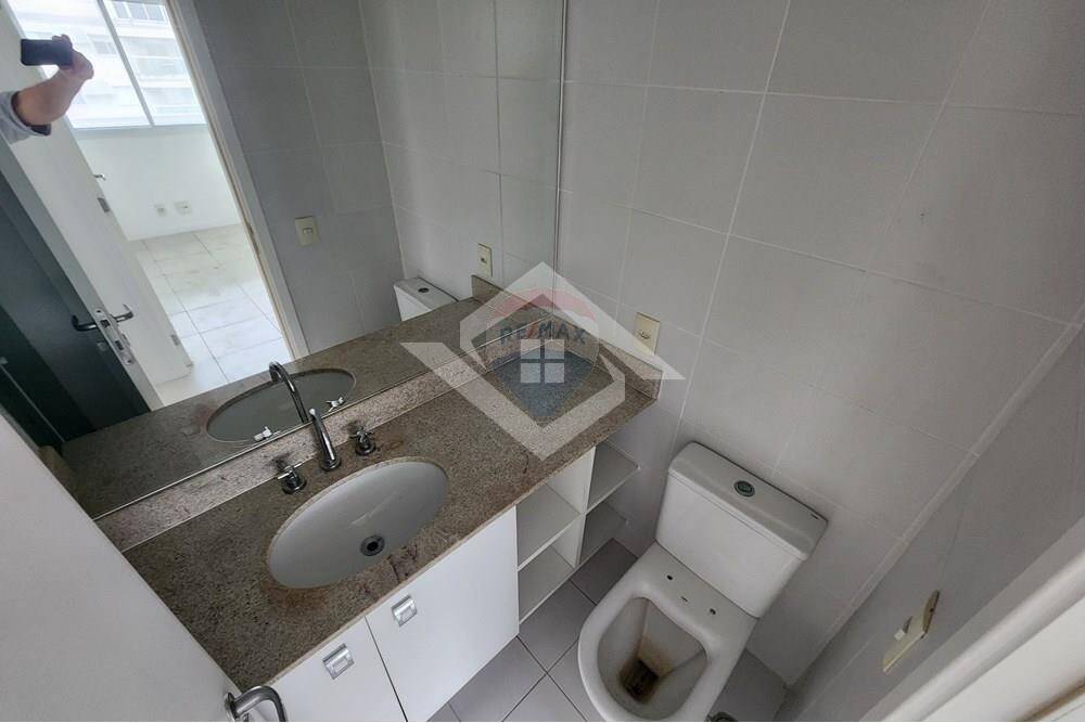 Apartamento à venda com 2 quartos, 69m² - Foto 19