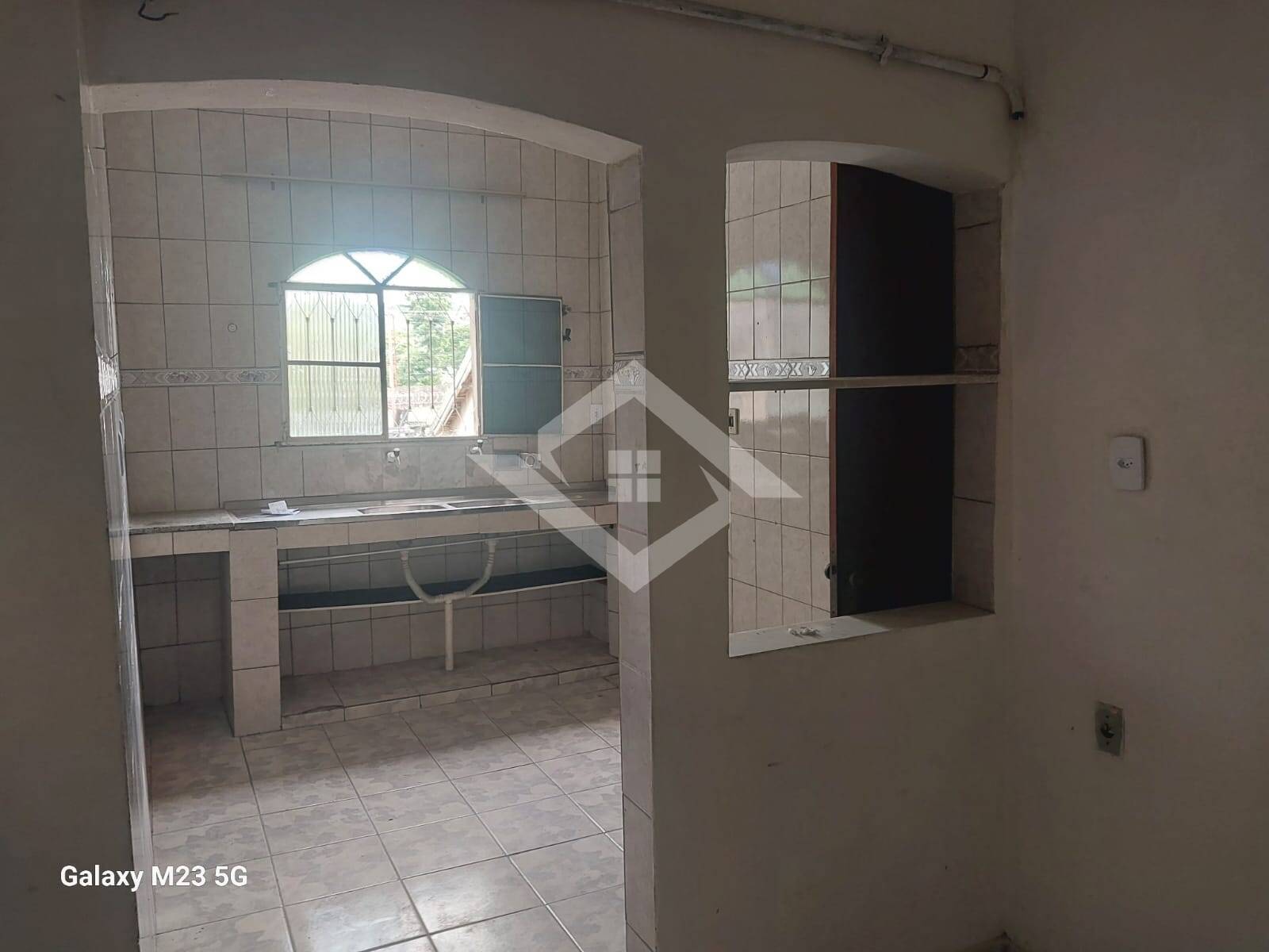 Casa para alugar com 2 quartos, 120m² - Foto 17