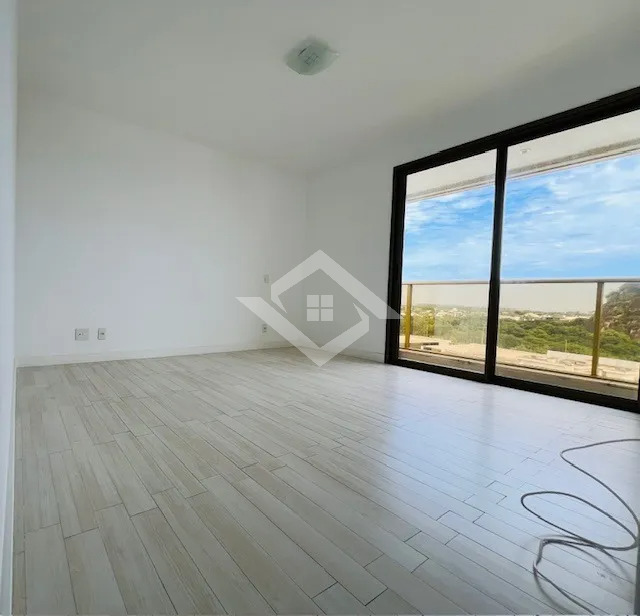 Apartamento à venda com 4 quartos, 217m² - Foto 12