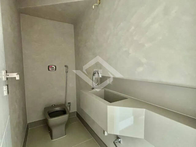 Casa à venda com 3 quartos, 350m² - Foto 16