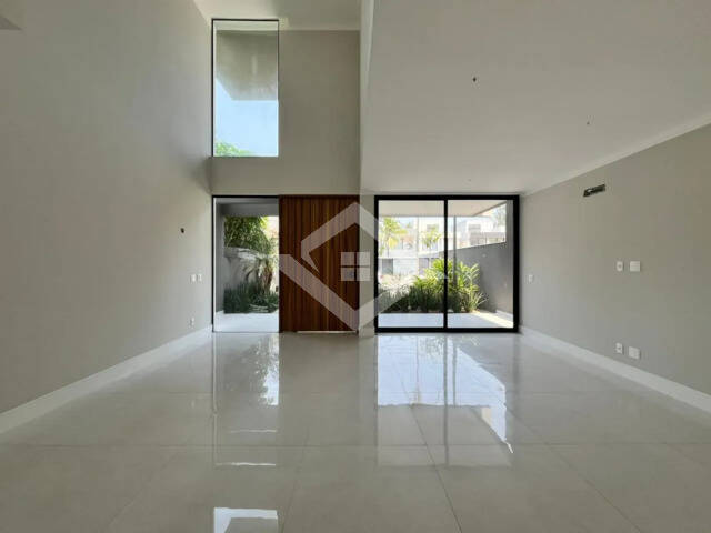 Casa à venda com 3 quartos, 350m² - Foto 9