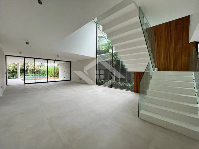 Casa à venda com 5 quartos, 850m² - Foto 7